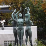 Odori park monuments_R